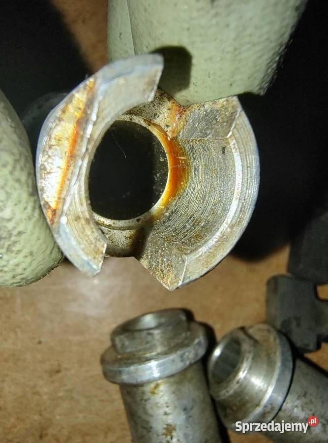 Nowe oryginalne popychacze zaworowe K750 M72 Leszno