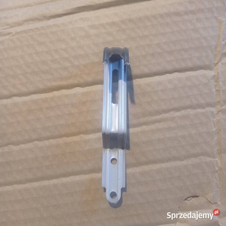 Klamra uchwyt gąsiora do dachówki Kamień Pomorski