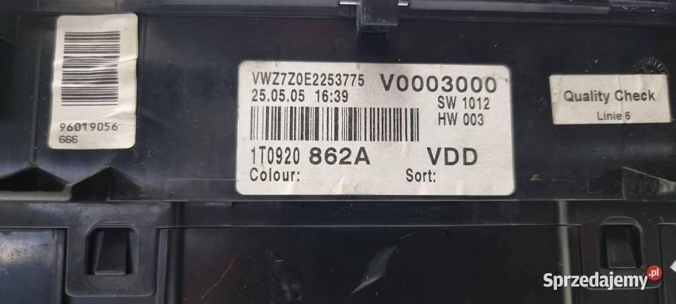 LICZNIK ZEGAR VOLKSWAGEN TOURAN 1T0920862A
