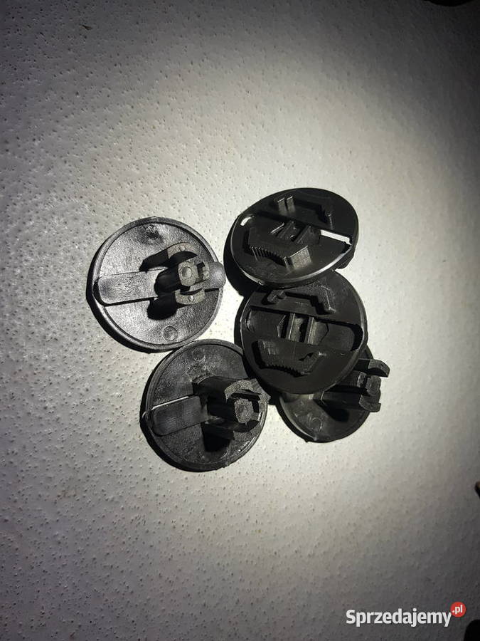 Części Mercedes W124 maskownica klamka mazowieckie Warszawa sprzedam