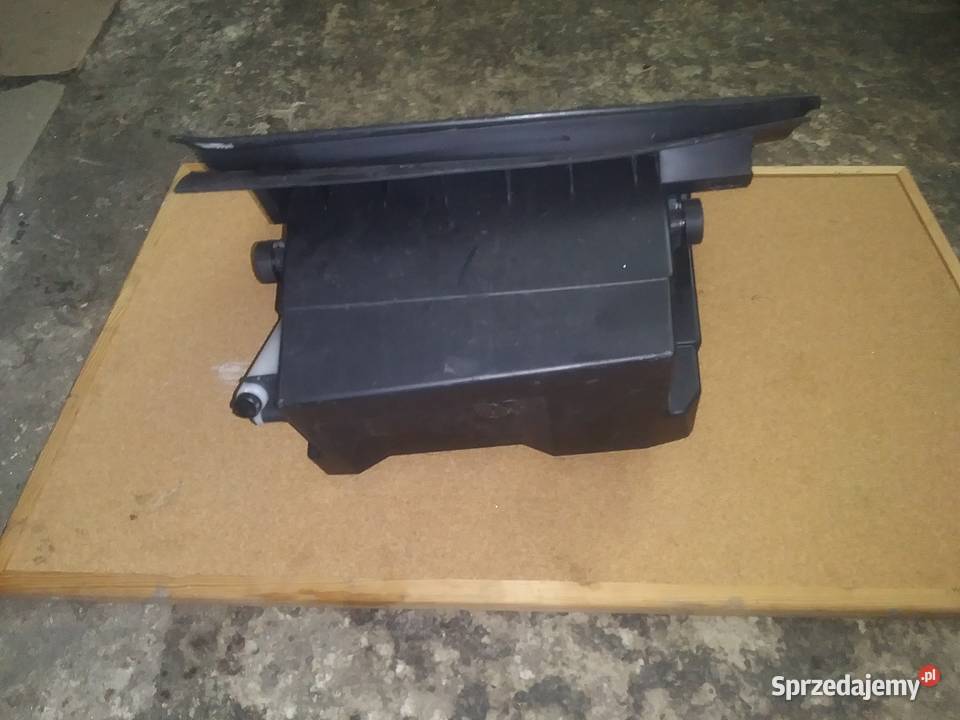 Ford Kuga 2 schowek Lubin