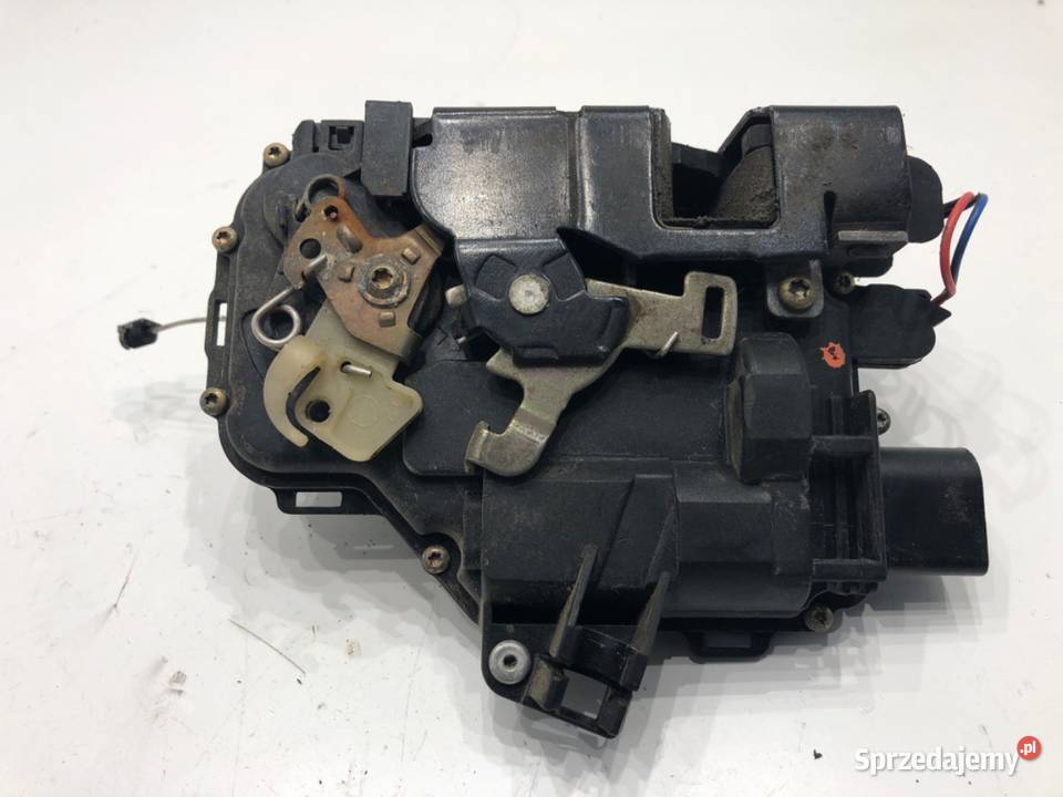 ZAMEK DRZWI PRAWY PRZÓD SEAT LEON I Hatchback