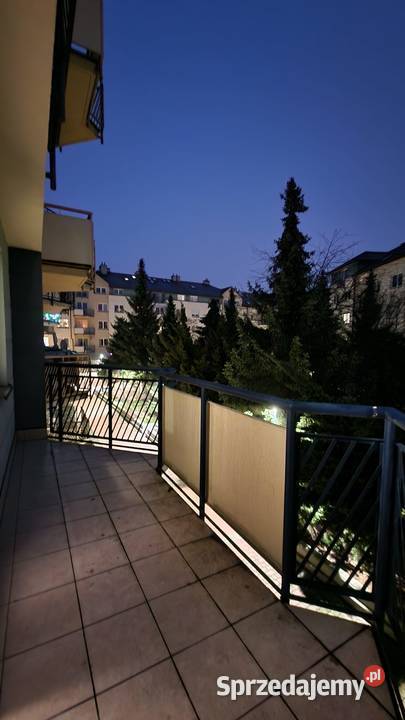 Kabaty 2 oddzielne pokoje osobna widna kuchnia