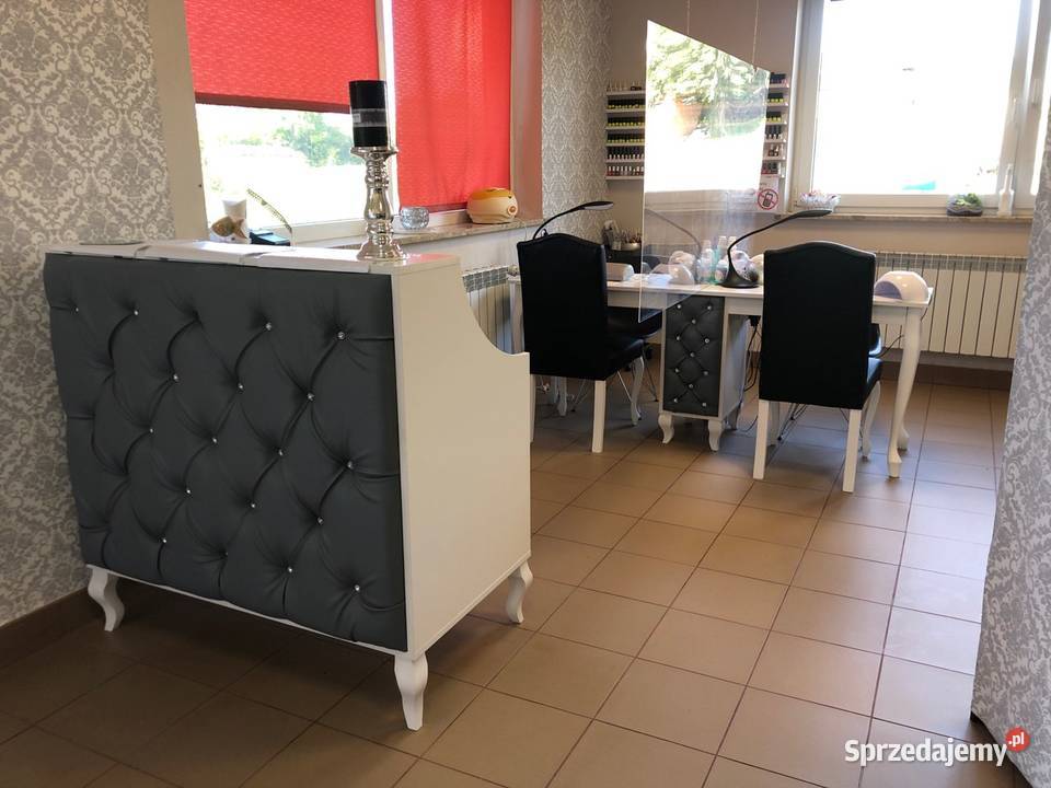 Recepcja Nowość z wnęka na nogi nowa