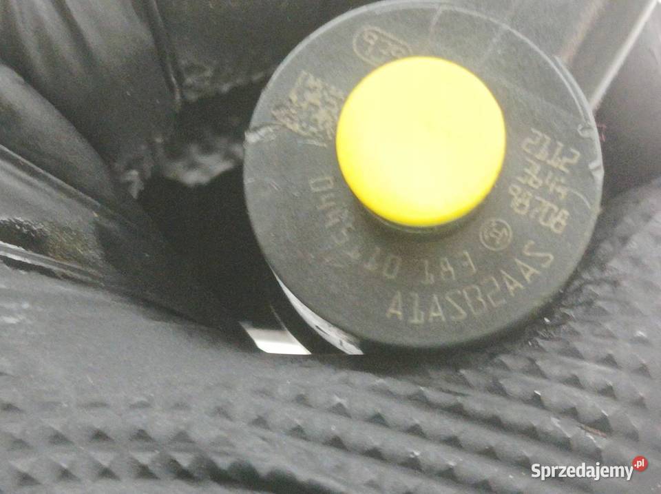 WTRYSKIWACZ 0445110183 13 CDTI Opel Corsa IV