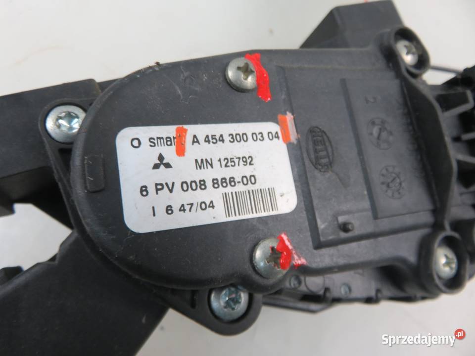 POTENCJOMETR GAZU MITSUBISHI COLT VI 11