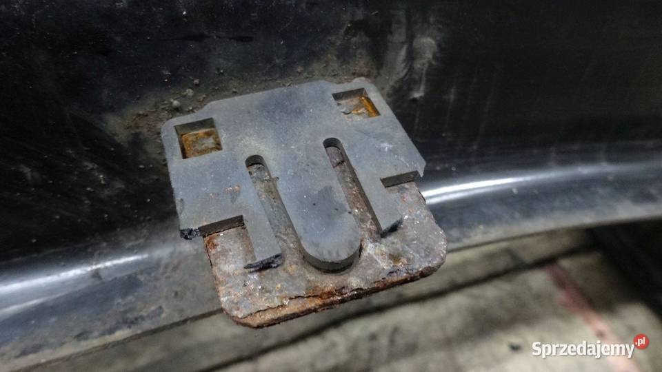 VW CADDY III LIFT 16 TDI 09r belka zderzaka Części montażowe