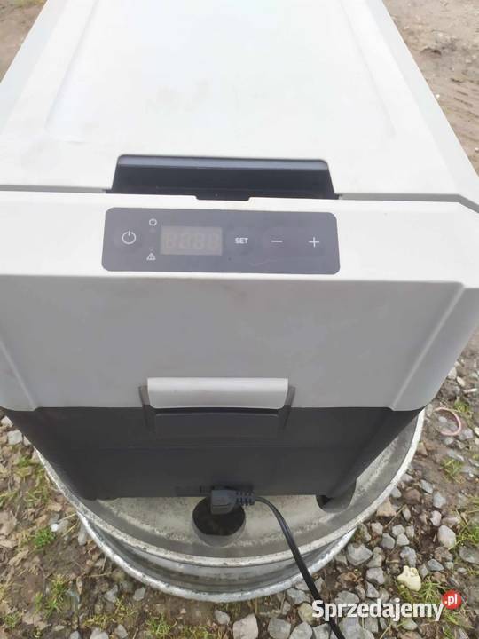 Lodowka turystyczna 1224v w pelni sprawna malo Pozostałe Hrubieszów sprzedam