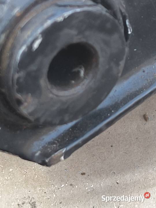 Fiat 125p FSO wahacz prawy góra wahacz osobowe Stalowa Wola