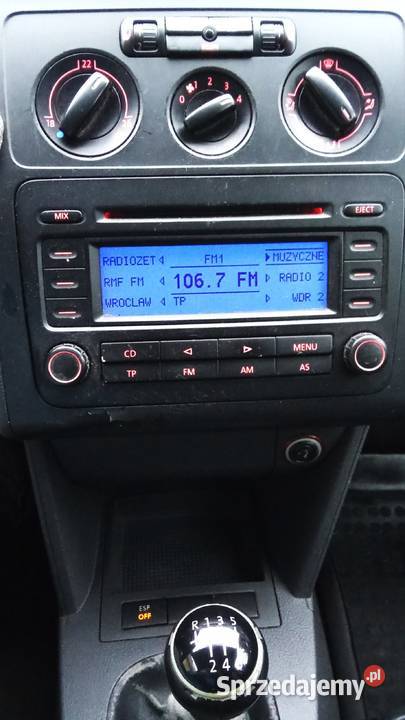 VW TOURAN diesel 103kw Pieszyce