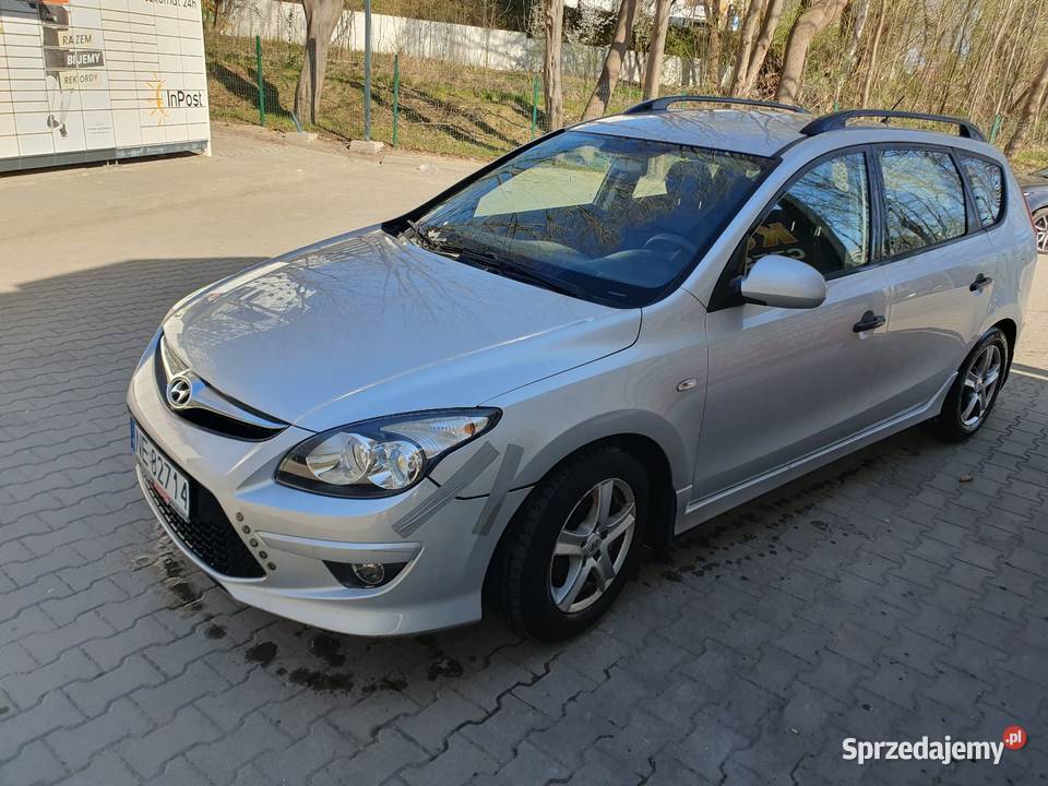 Hyundai i30 SW kombi 2010 14 benzyna LPG