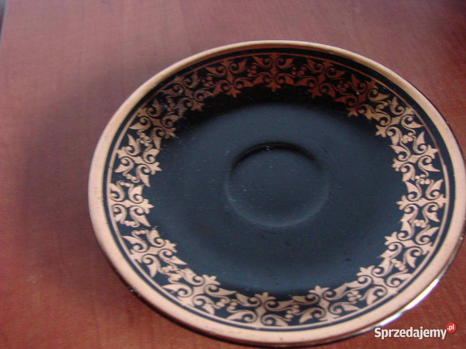 Chodzież czarna porcelana