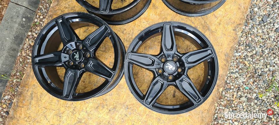 Felga R3 H08 5x112 ET 48 18 85j