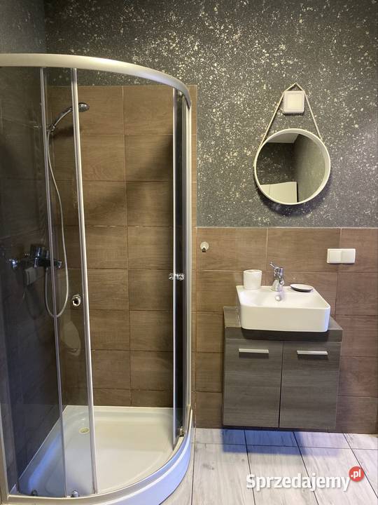 Sprzedam mieszkanie miejsce parkingowe Bolszewo