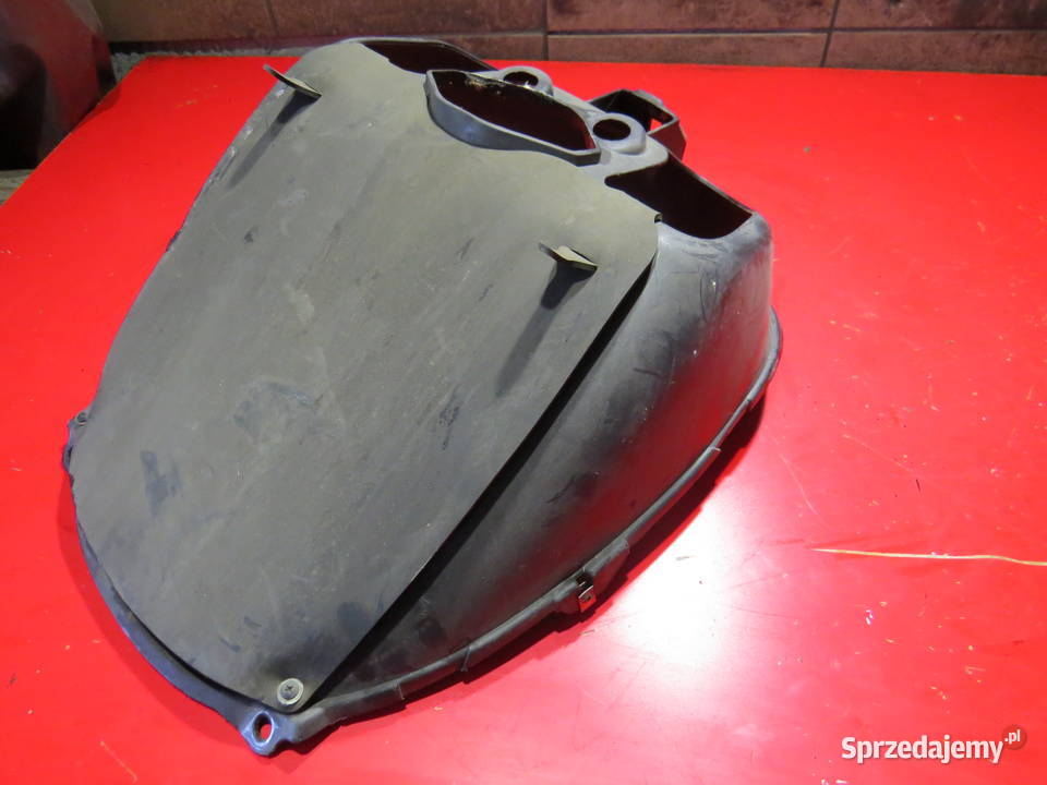 PIAGGIO X8 125 150 180 200 250 osłona chłodnicy sprzedam