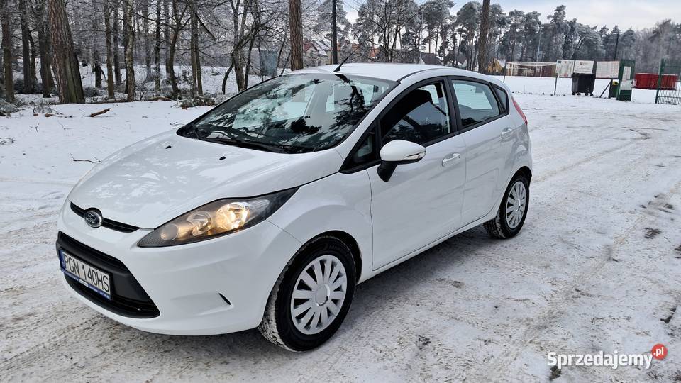 OkazjaŚliczny ford fiestaBenzyna 5 drzwi Żerków sprzedam