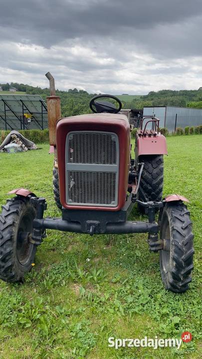 Traktor sam esiok NIE C330 C360 MF Wola Nieszkowska