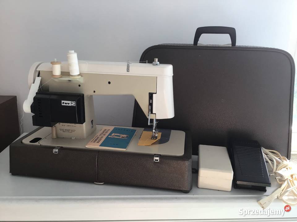 MASZYNA DO SZYCIA ŁUCZNIK TUR 2