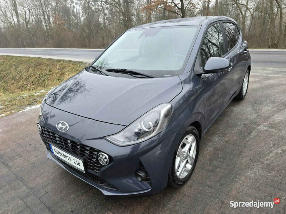 Hyundai i10 Hyundai i10 10 benzynka z małym Cielcza