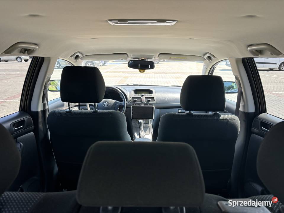 Toyota Avensis 18 benzyna kombi T25 11500zl do welurowa tapicerka łódzkie