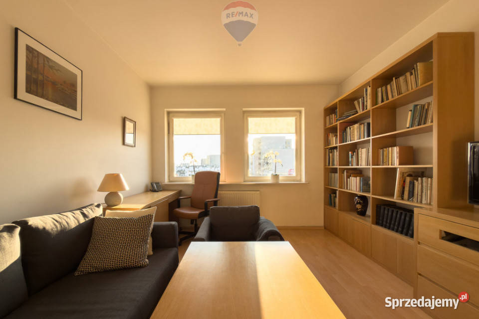 2 pok z balkonem stacji metra Ursynów Warszawa