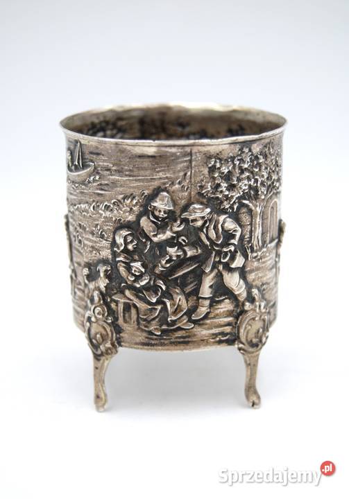Pięknie zdobiony kubek wykonany ze srebra pr. 800