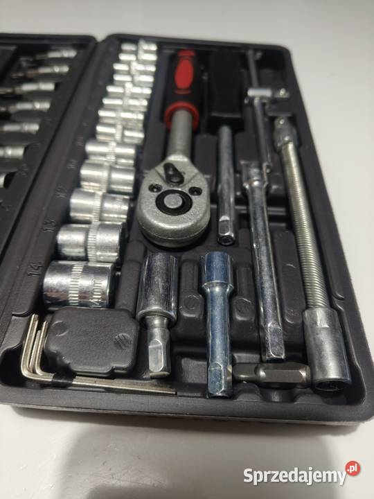 Zestaw kluczy nasadowych 46 elementów