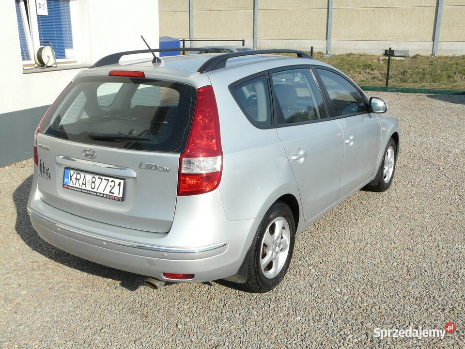 Hyundai I30 16benzyna wypożyczalnia wynajem małopolskie Przebieczany auto wynajem