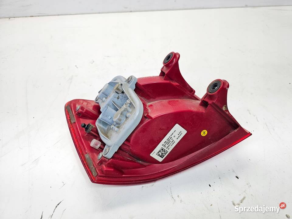 LAMPA PRAWY TYŁ W BŁOTNIK AUDI A6 C7 4G9945096
