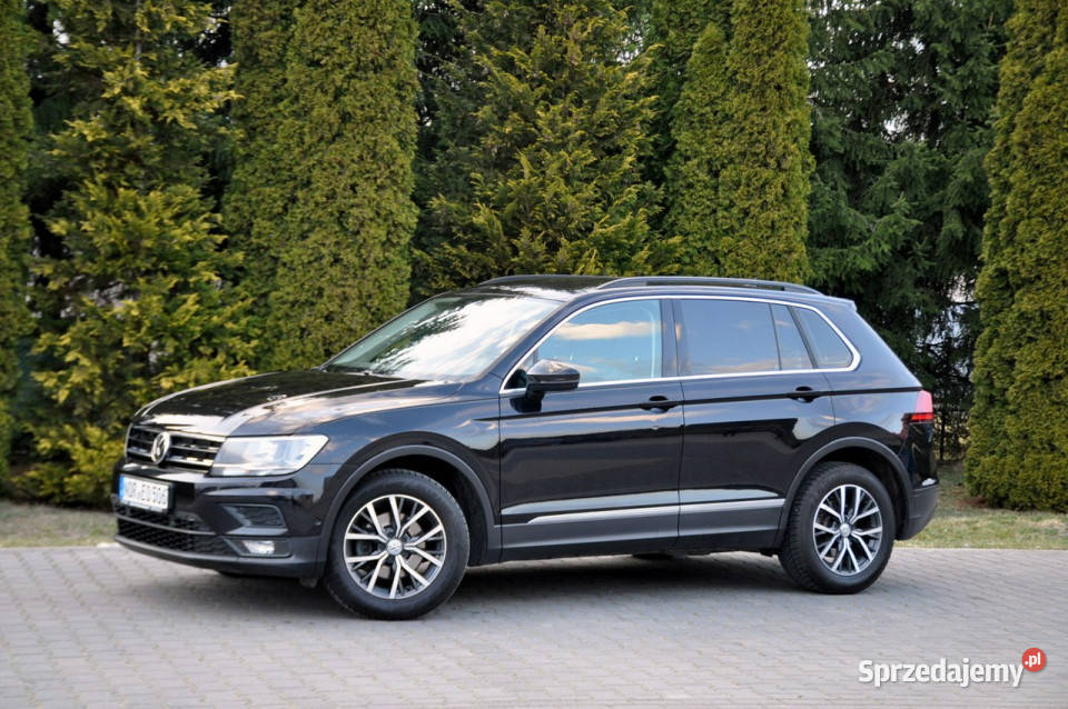Volkswagen Tiguan 20TDI150VirtualRadar kamera cofania
