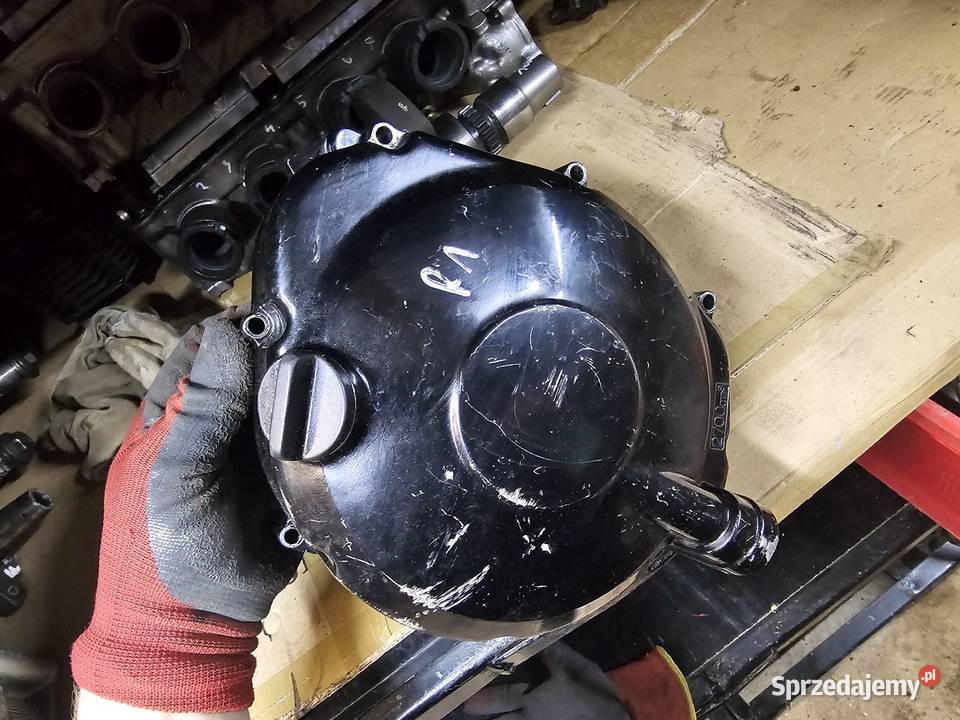 Yamaha r1 rn 04 pokrywa sprzęgła kapa prawa Jelenia Góra sprzedam