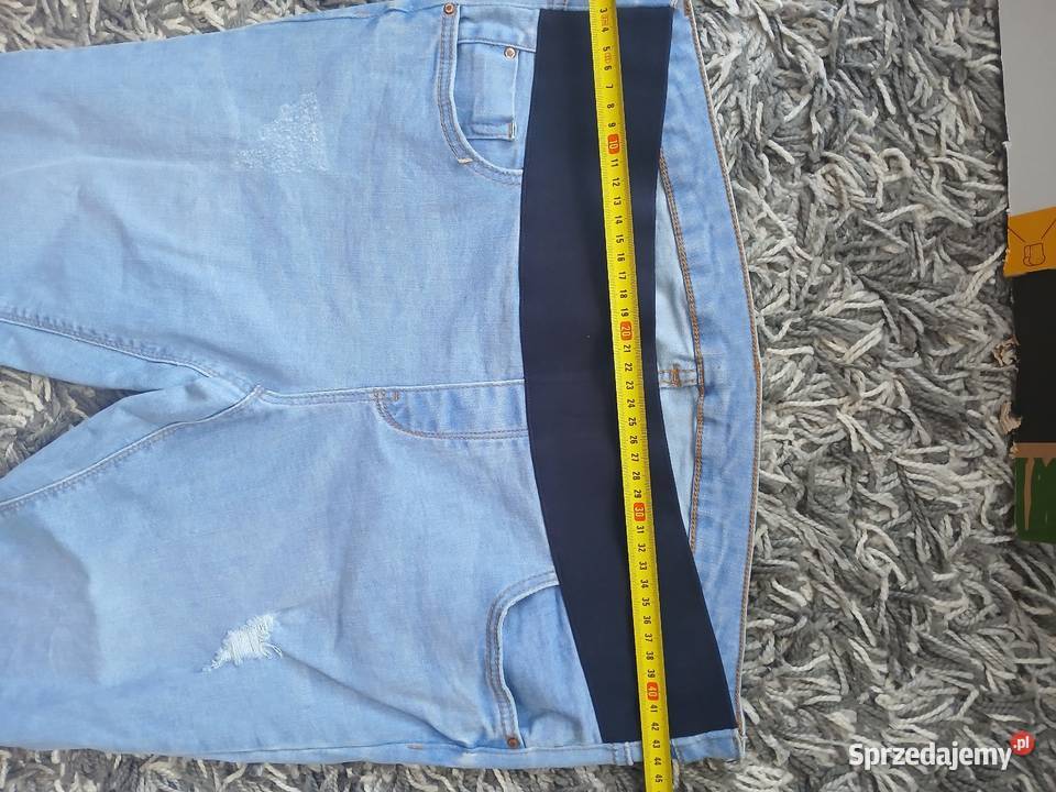 Spodnie jeansowe z dziurami Rozmiar 42(XL) małopolskie Chrzanów