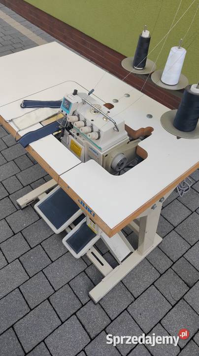 Maszyna krawiecka owerlok juki Podrzecze