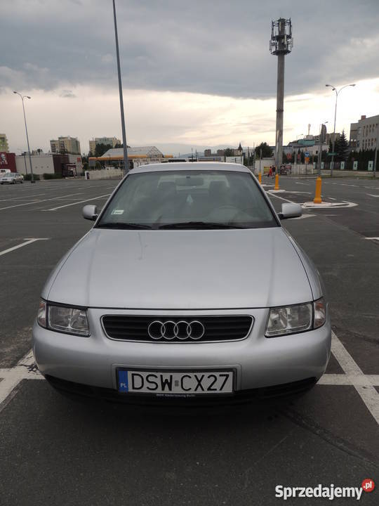 Audi A3 2000 16 benzyna 5 drzwi ABS dolnośląskie Jelenia Góra