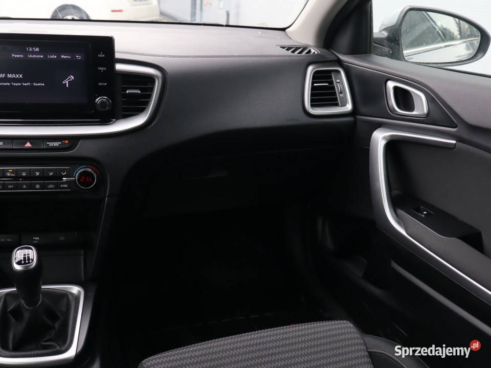 Kia Ceed 15 TGDI 1482cm3 Cee'd Katowice