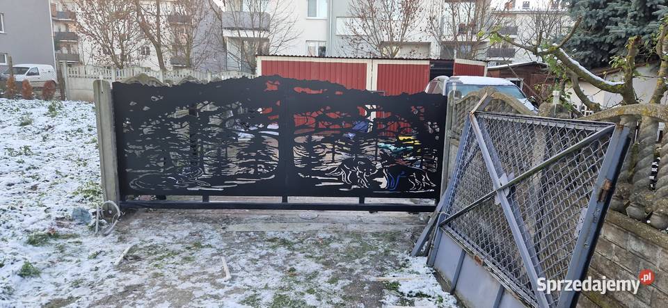 Brama skrzydłowa CNC Wahadłowa wilki las Furtka Poznań