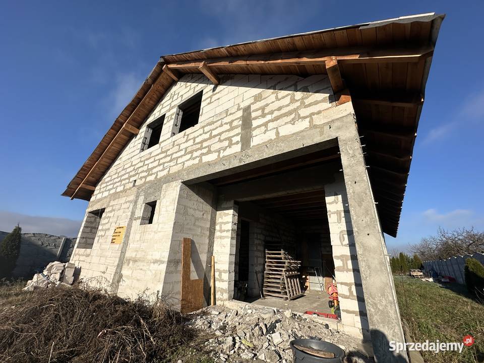 Dom z dwoma osobnymi lokalami 100m2 Wróblów