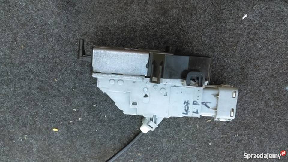 Zamek drzwi prawy przedni Peugeot 9683418280 wielkopolskie Margonin
