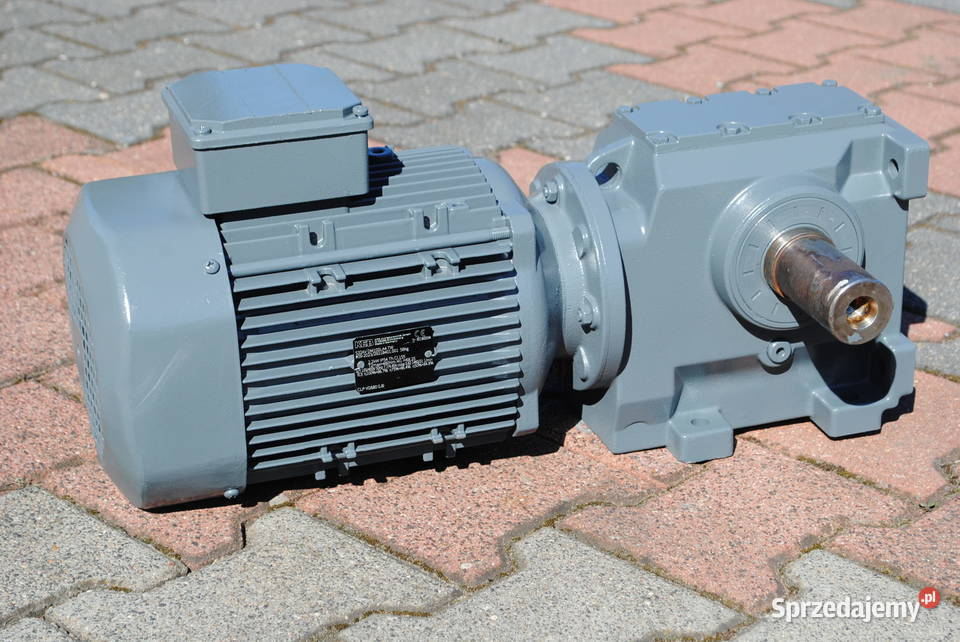 Motoreduktor kątowy 22kw 21obrmin KEB Kargowa