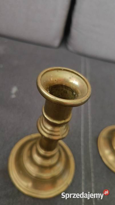 Dwa mosiężne świeczniki Piła