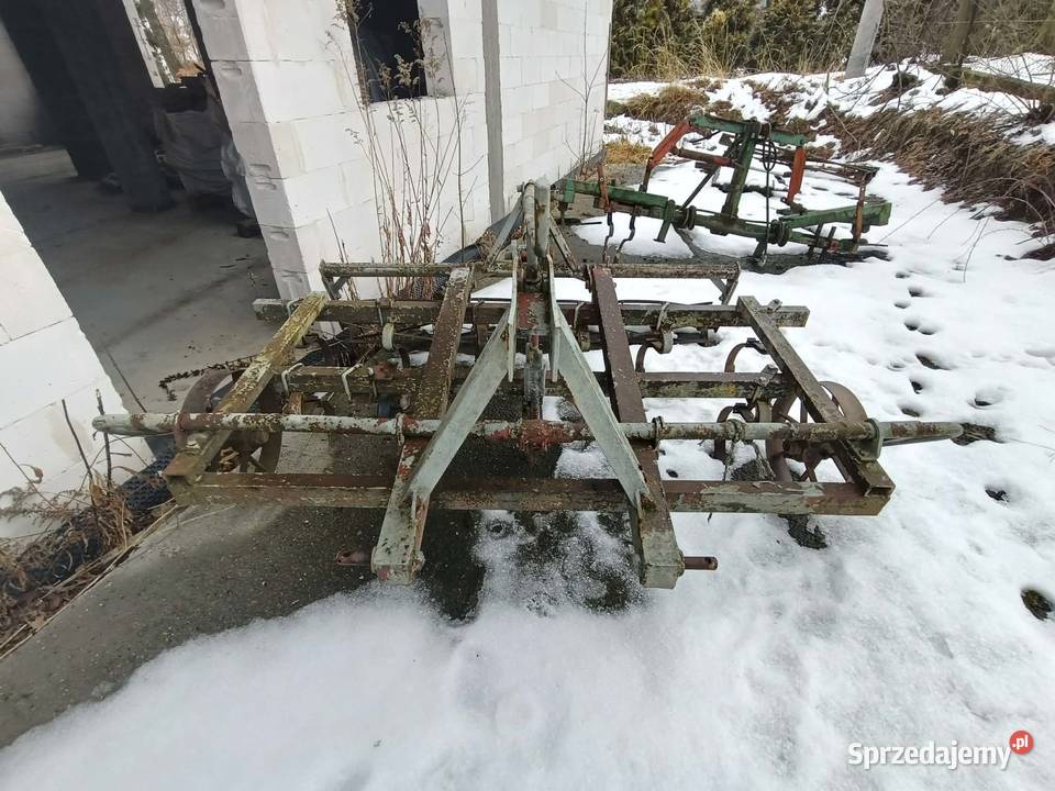 Kultywator 210 wałek strunowy stan nieuszkodzony Sonina