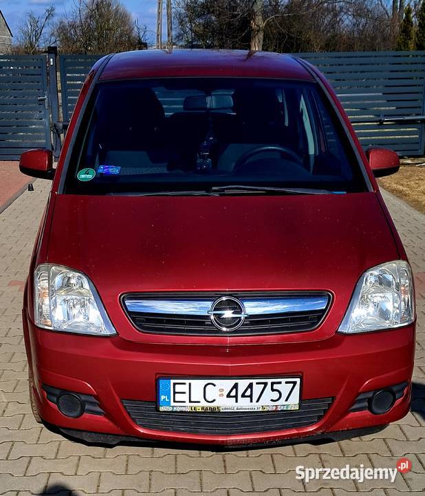Opel Meriva 14benzna fiat renault hak 4 drzwi Kiernozia