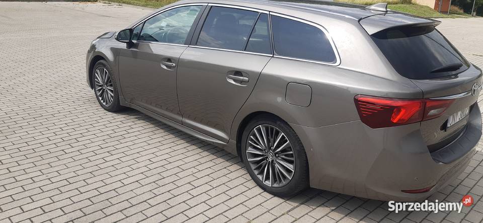 Toyota Avensis 18 benzyna gaz
