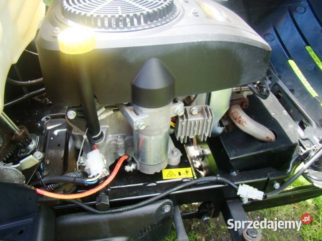 Traktorek AlpinaStigaNiemcy 1 w ogrodach Wrocław