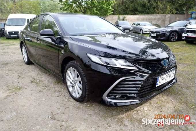 TOYOTA CAMRY 2.5 HYBRID COMFORT CVT