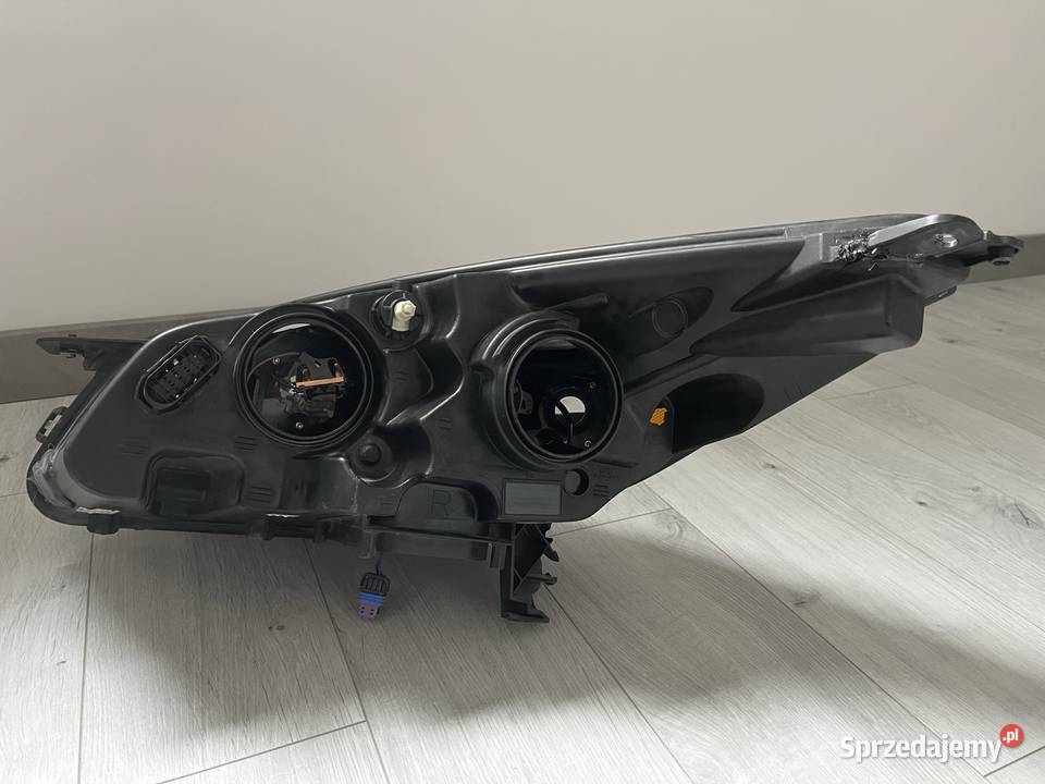 Ford Escape Lampa Reflektor Prawy Przód Xenon prawe Lampy przednie Rzeszów