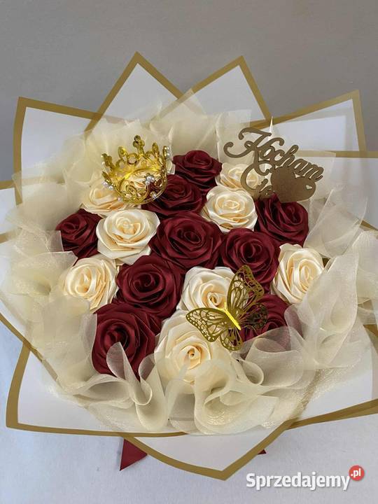 Bukiet Walentynkowy 18 róż ze wstążki Dąbrowa Górnicza
