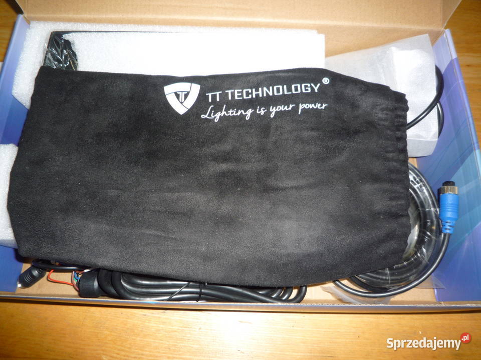 kmera cofania TT Technology z monitorem 9 i podkarpackie Chmiel
