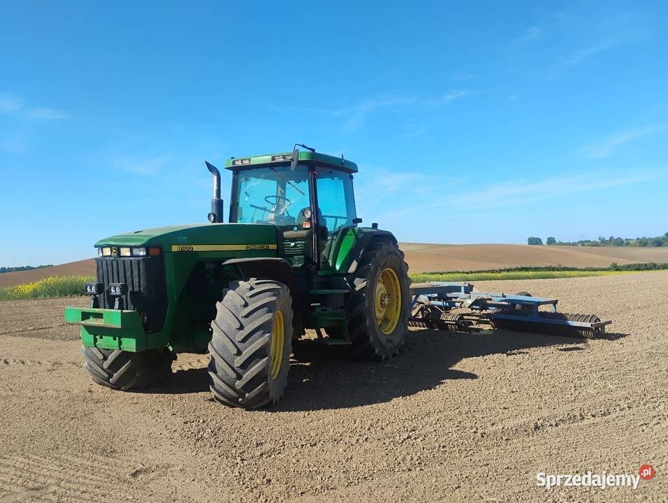 John Deere 8100 Plesewo