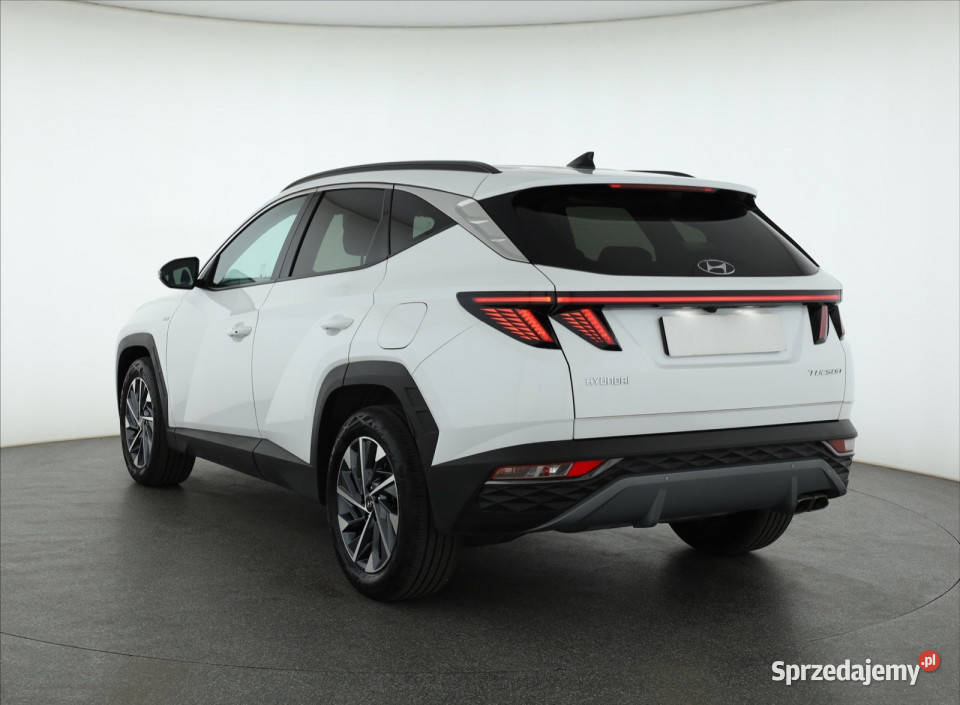 Hyundai Tucson 16 TGDI 48V MHEV światła do jazdy dziennej